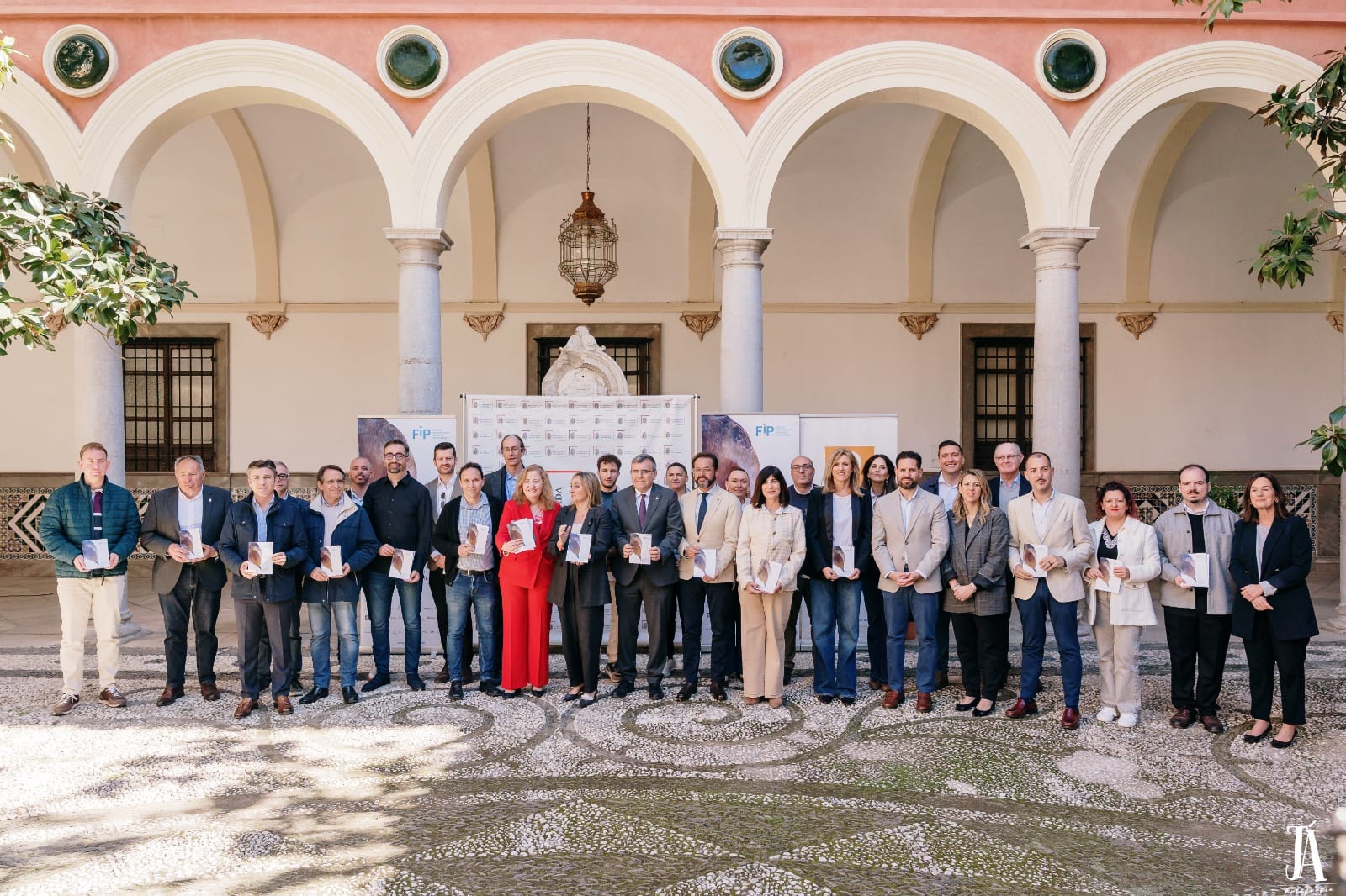 La alcaldesa de la ciudad destaca que “la relevancia estratégica de este festival se suma con su contribución a la excelencia cultural y a nuestro papel clave en la aspiración de la ciudad a convertirse en Capital Europea de la Cultura en 2031”